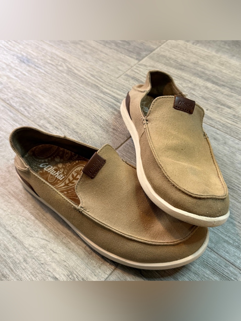 OluKai Manoa 10382-1033 Mens Ta Brown Leather Canvas Lightweight Slip On Shoes 9